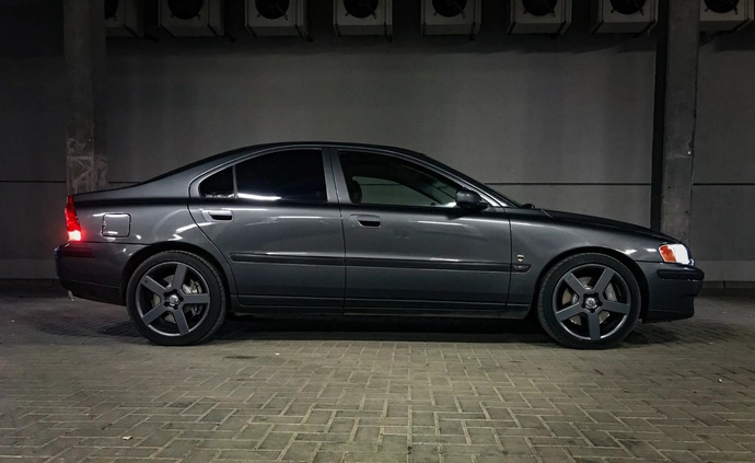 Volvo S60 cena 48000 przebieg: 140000, rok produkcji 2004 z Białystok małe 79